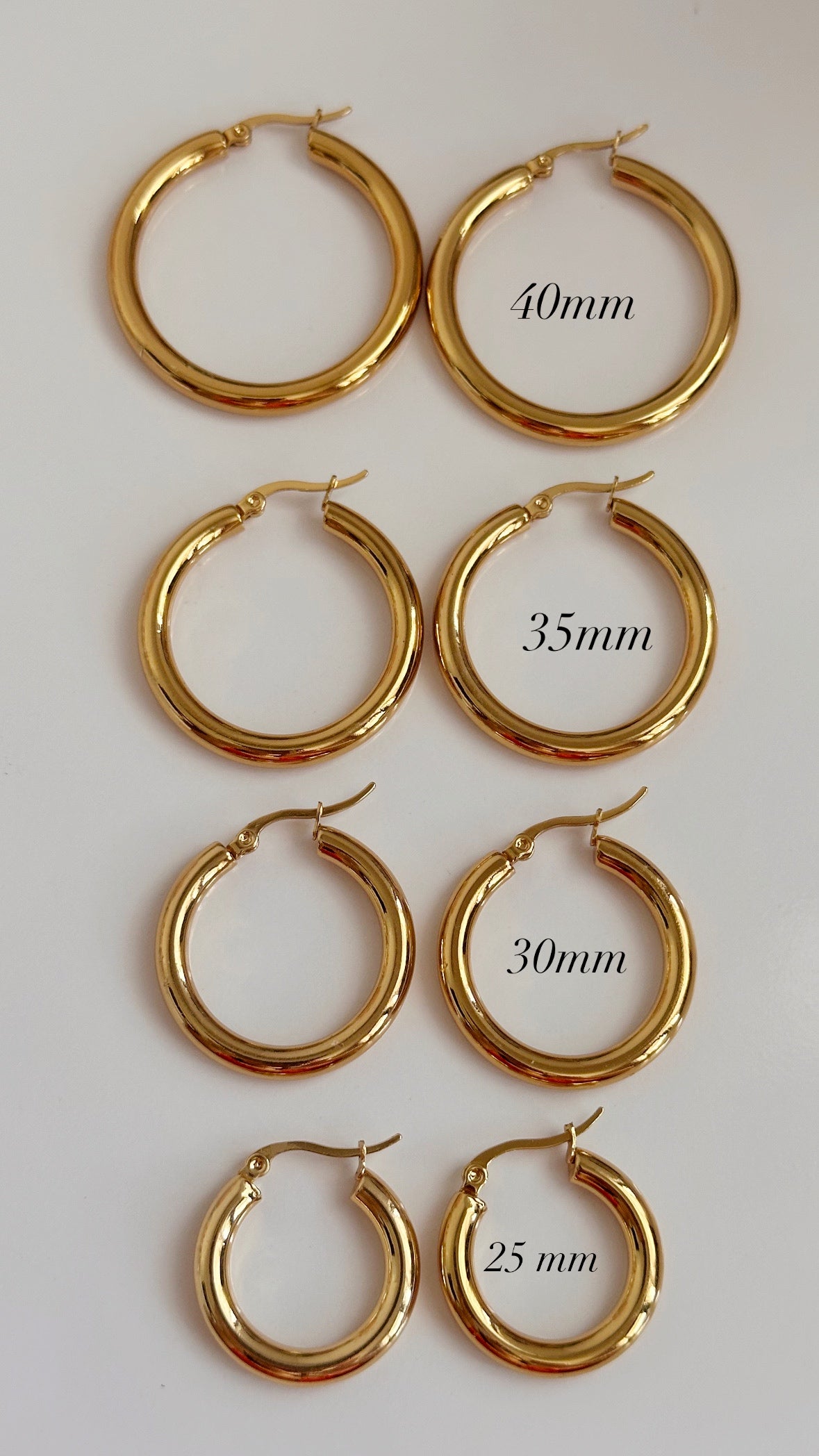 Aura Hoops