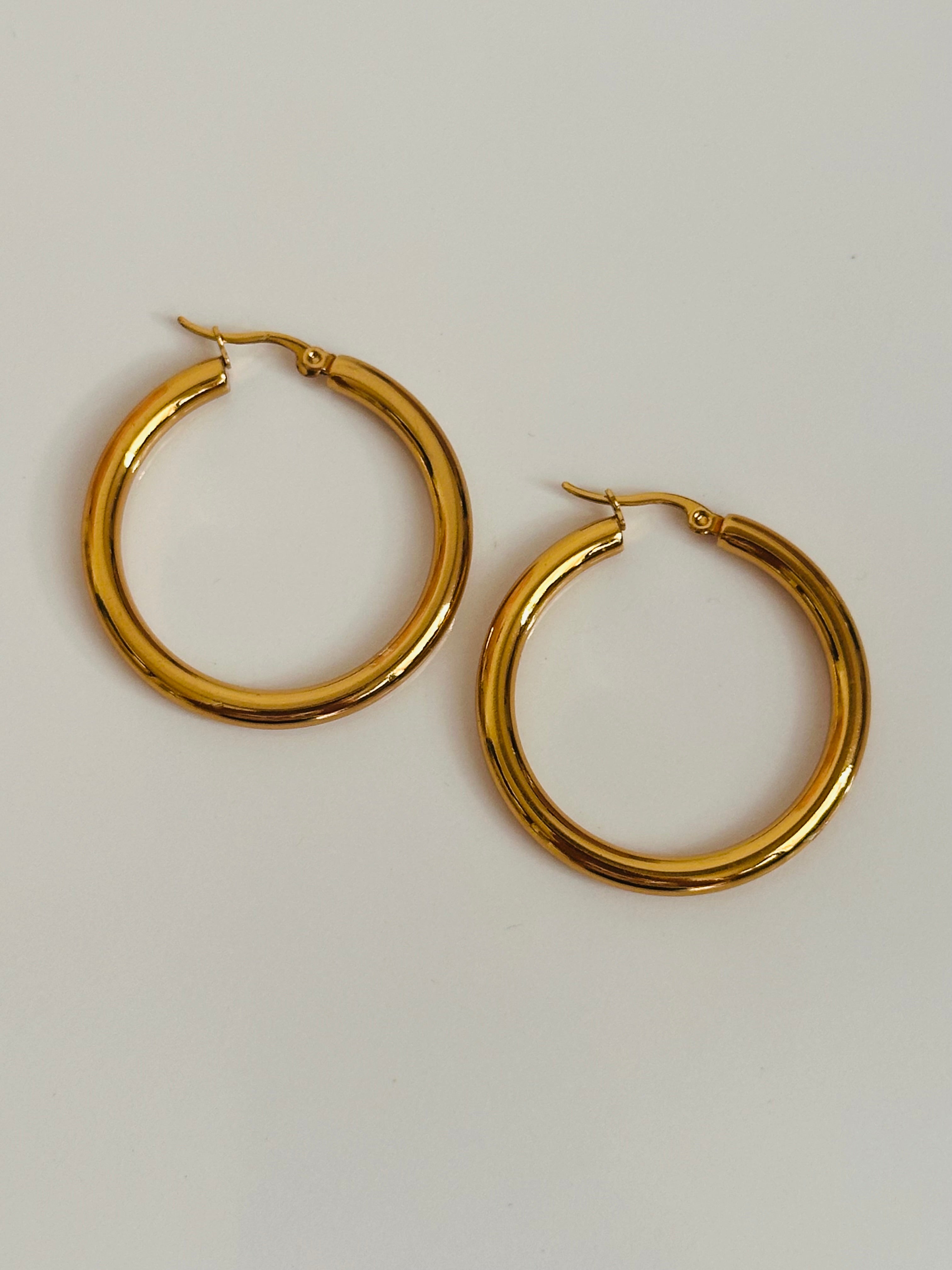 Aura Hoops